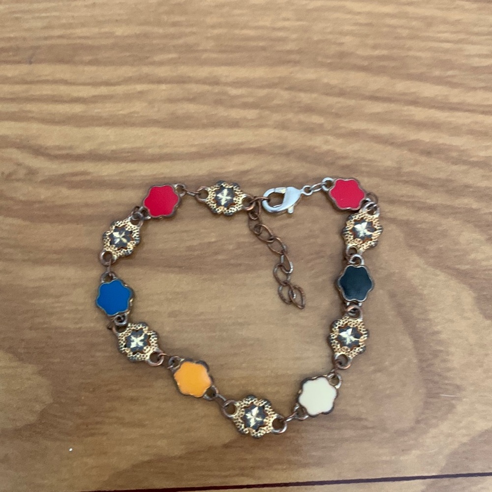 BRACLET with lots of color